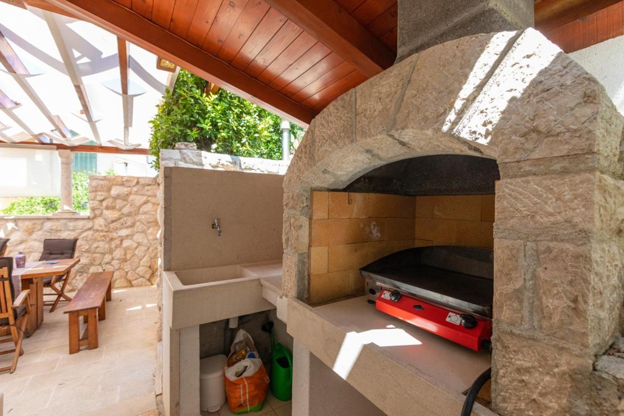 Villa OLD OLIVE, 3lovelyvillas Podgora Esterno foto